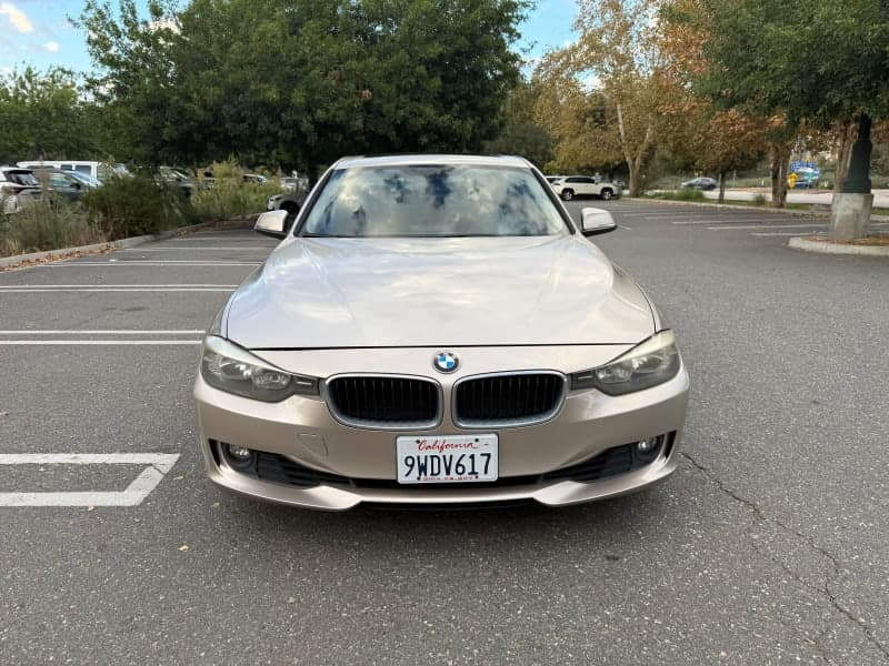 2013 BMW 328i photo 2