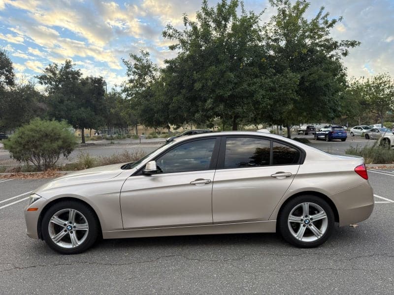 2013 BMW 328i photo 8